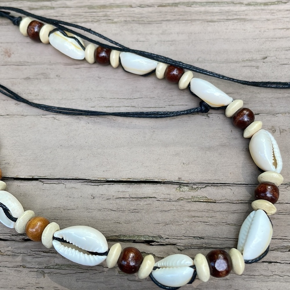Boho Wooden Shell Beaded Necklace - Picture 8 of 14
